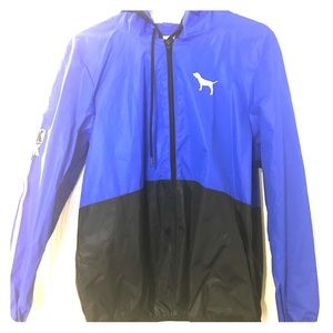 M/L Victoria’s Secret Pink Rain Jacket